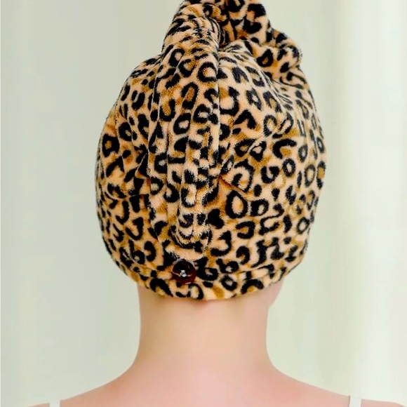 Luxe Leopard Terry Turban Hair Wrap + Eye Mask Set - Picture 3 of 4